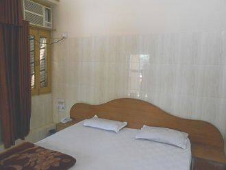 Hotel Naznin Palace, Lucknow 4